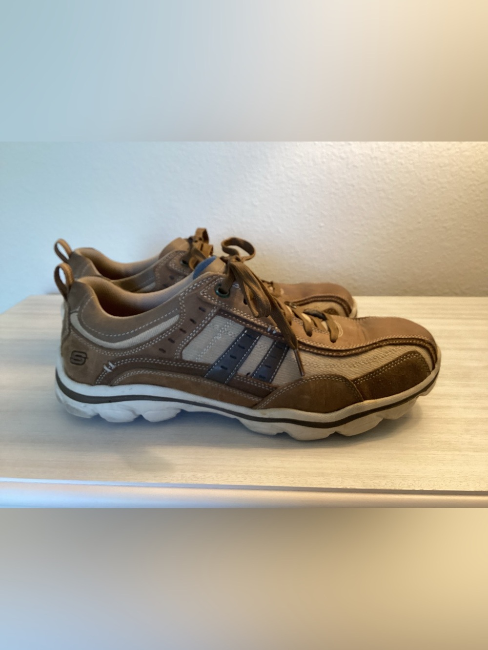 Men's Brown Skechers Casual Lace-Up Sneakers Sz 10